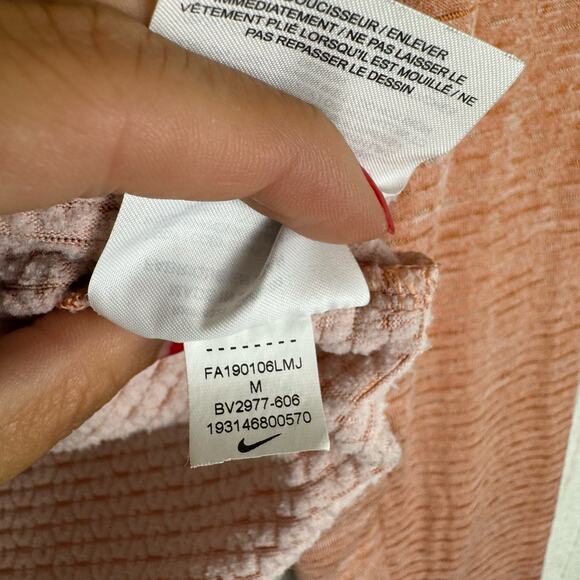 Nike Therma Sphere Element Salmon Dri Fit Long Sleeve Running  Size Medium Gym - Picture 2 of 8